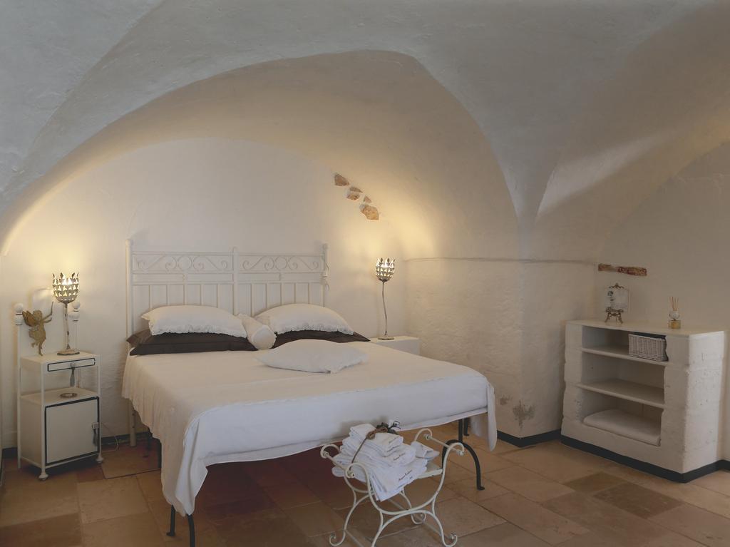 Masseria Eccellenza Pezze Di Greco Ngoại thất bức ảnh